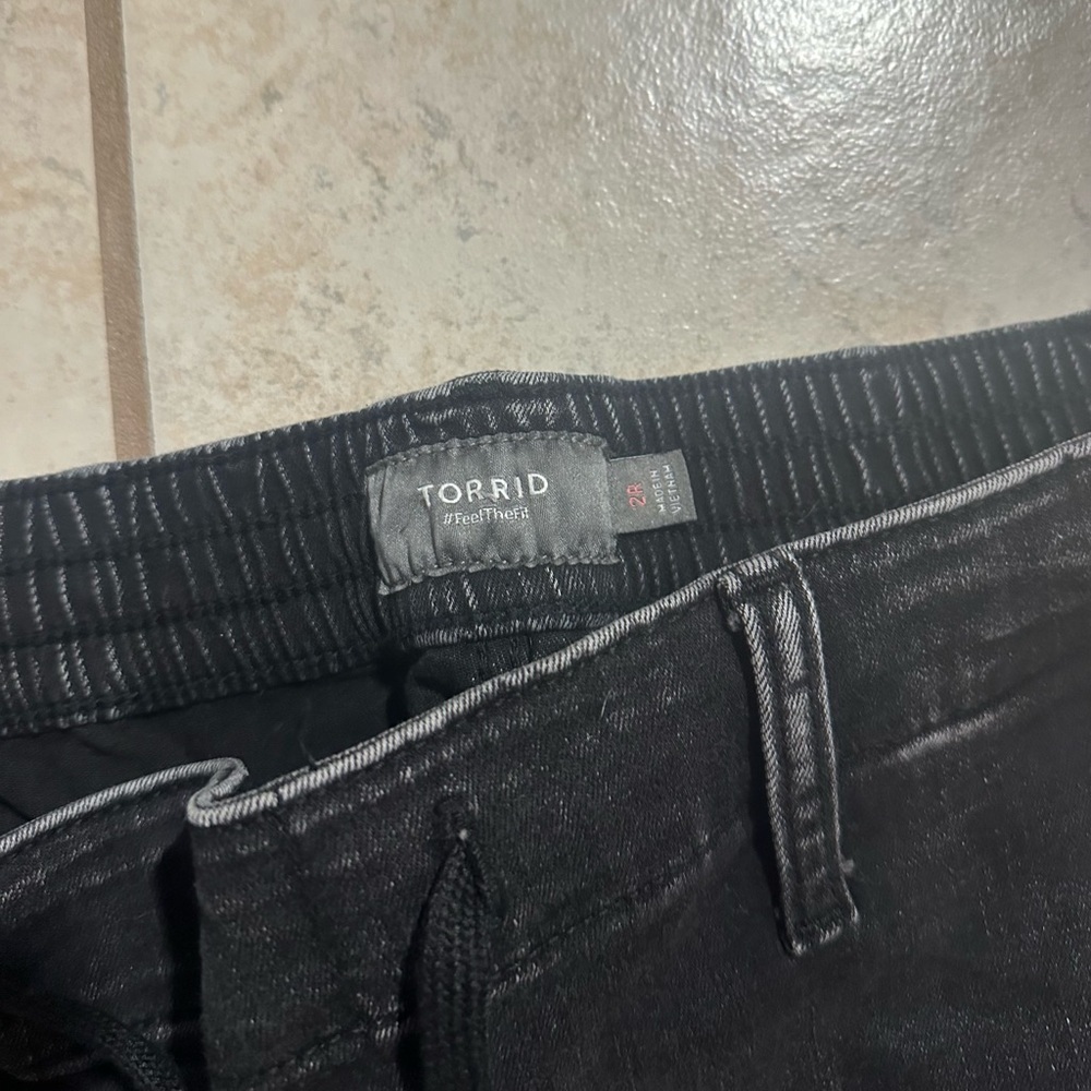 Torrid Black Women's Jeans - Picture 4 of 4